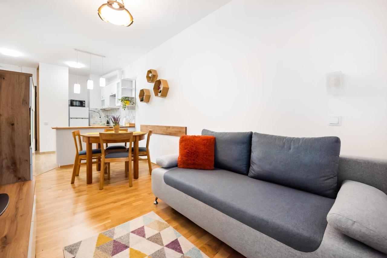 Metro Bemowo Colourful Apartment Варшава Екстериор снимка