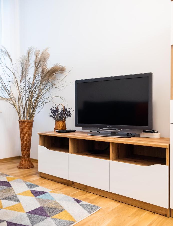 Metro Bemowo Colourful Apartment Варшава Екстериор снимка