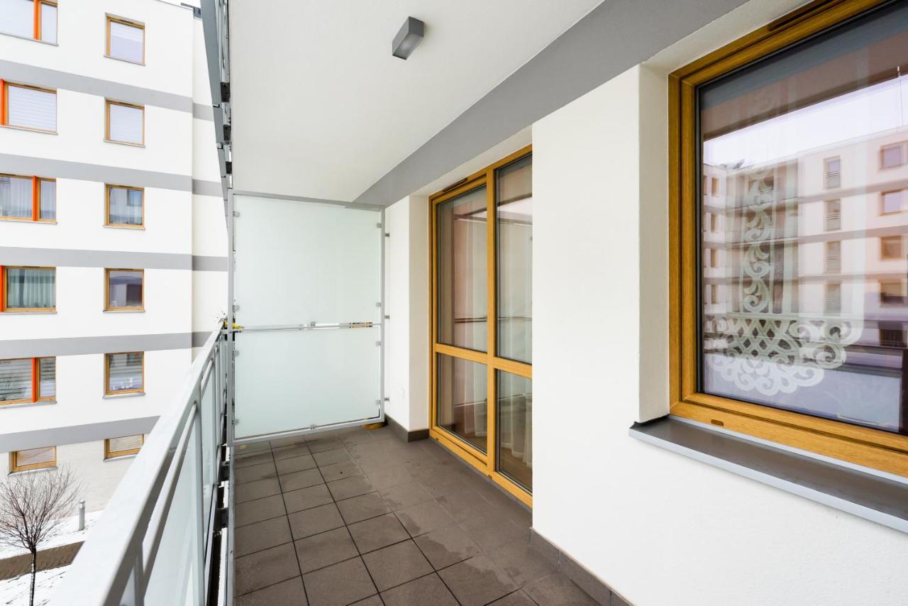 Metro Bemowo Colourful Apartment Варшава Екстериор снимка