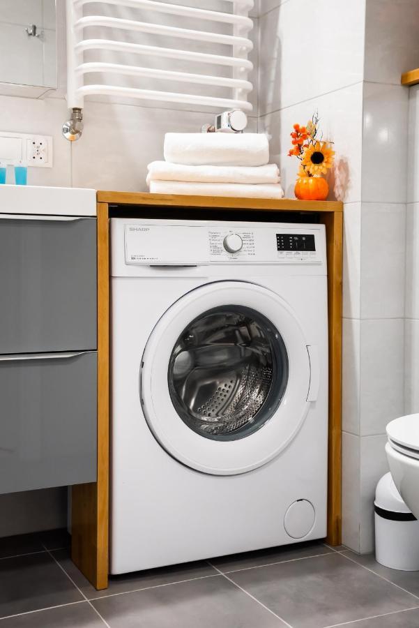 Metro Bemowo Colourful Apartment Варшава Екстериор снимка